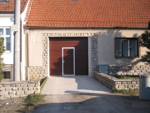 lamelová, mahagon, zabudované dveře lamelová, mahagon, zabudované dveře