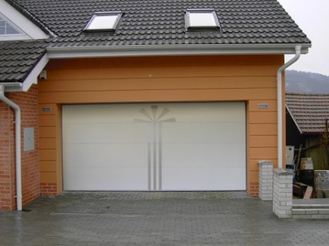 středový prolis, bílá RAL 9010, nerez středový prolis, bílá RAL 9010, nerez